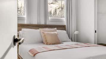 3 bedrooms, WiFi, bed sheets