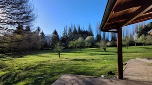 Property grounds - Esaki Farm near El Bolson (El Bolsón)