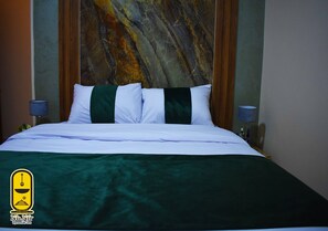 6 bedrooms, in-room safe, desk, WiFi - A small hotel located in the pyramids area and near many tourist attractions (الجيزة)
