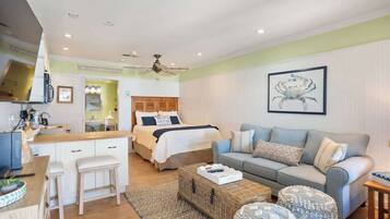 Silitysrauta/-lauta, ilmainen Wi-Fi, vuodevaatteet