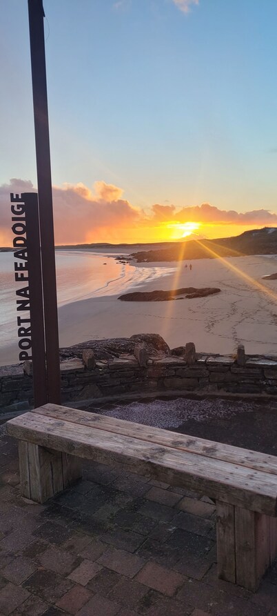 Ryans Roundstone Retreats Roundstone Harbour Lights