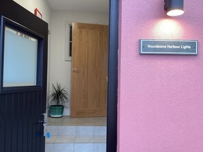 Interior - Ryans Roundstone Retreats Roundstone Harbour Lights (Roundstone)