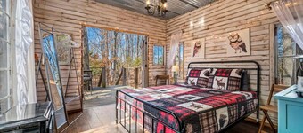 Owl`s House: Peaceful Treehouse | Firepit + Grill*Pet Friendly!