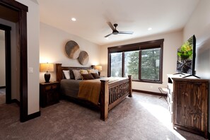 5 sovrum, strykjärn/strykbräda, gratis wi-fi och sängkläder