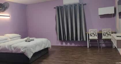 Tazrah Roomstay