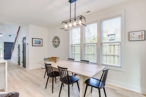 Interior - 2 Mi to Historic Dtwn Wilmington: Luxe 3BR Home (Wilmington)