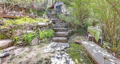 Lambertville Retreat - Walk to Shopping & Dining!