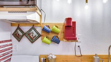 House (1 Bedroom) | Interior