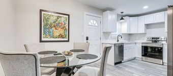 Lovely Brenham Home - Walk to Blinn & Downtown!