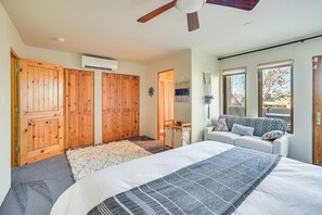 Apartment (2 Bedrooms) | Interior - Bright Santa Fe Condo ~ Half-mi to Meow Wolf! (Santa Fe)