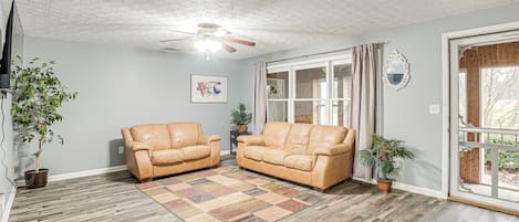 House (3 Bedrooms) | Front of property