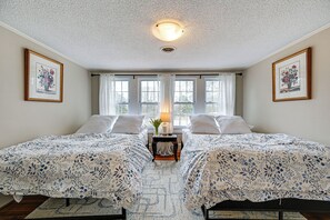 House (4 Bedrooms) | Interior - Spacious Salem-winston Home w/ Deck! (Winston-Salem)