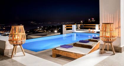 Infinity Villa in Naxos Skyline