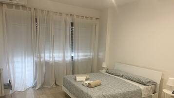 3 Schlafzimmer, Schreibtisch, WLAN, BettwÀsche