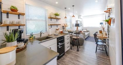 Luxury Container Home | Pickleball | Rooftop Patio