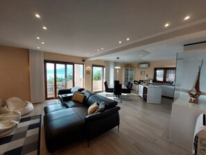 Smart TV, video games, ping pong, books