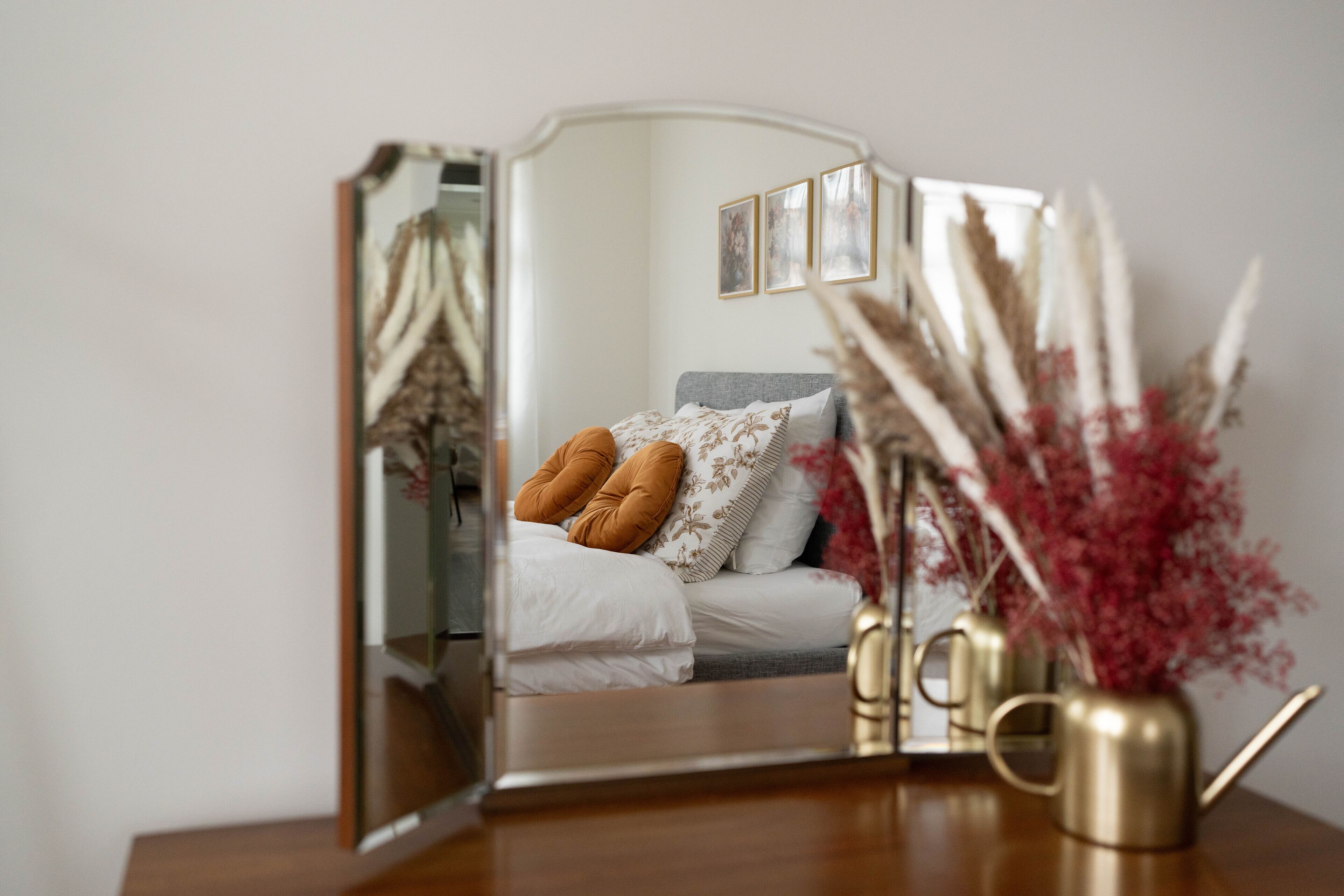 4 bedrooms, iron/ironing board, travel crib, free WiFi