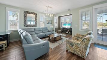 Smart-TV og DVD-spiller