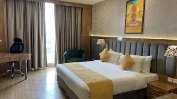 In-room safe, desk, laptop workspace, iron/ironing board