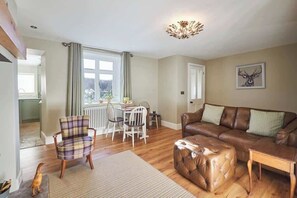 TV, peis og kontorer