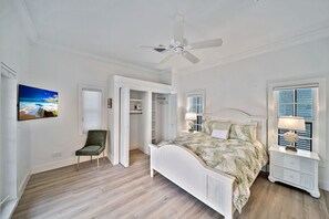 3 Schlafzimmer, Bügeleisen/Bügelbrett, WLAN, Bettwäsche