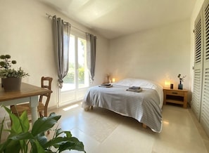 4 Schlafzimmer, Bügeleisen/Bügelbrett, kostenloses WLAN, Bettwäsche