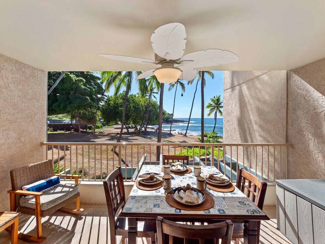 Hale Nalu - Spectacular Resort Condo on Ocean! Walk to Popular Dining & Shopping