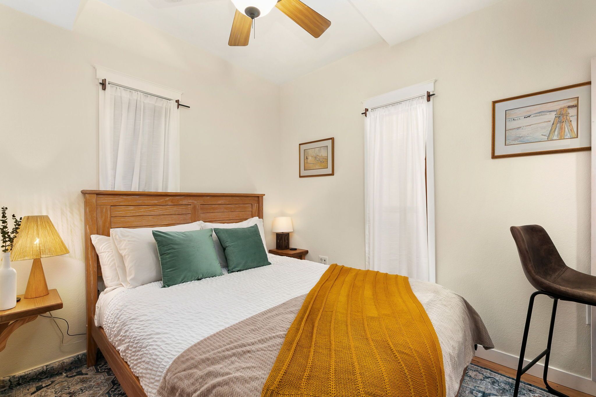 Huis, meerdere bedden, patio (317 Cherry Street) | 2 slaapkamers, individueel gedecoreerd, individueel gemeubileerd
