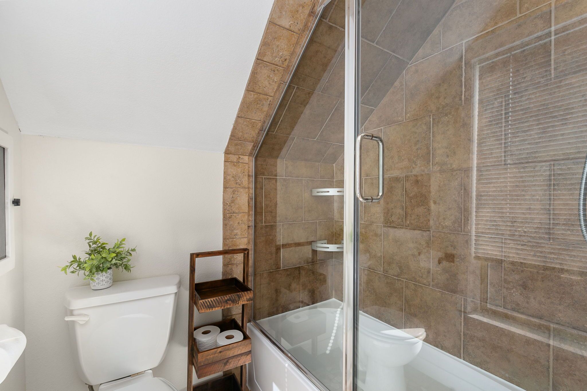 Ferienhaus, Mehrere Betten, Terrasse (317 Cherry Street) | Badezimmer