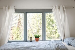 2 chambres, fer et planche à repasser, Wi-Fi, draps fournis