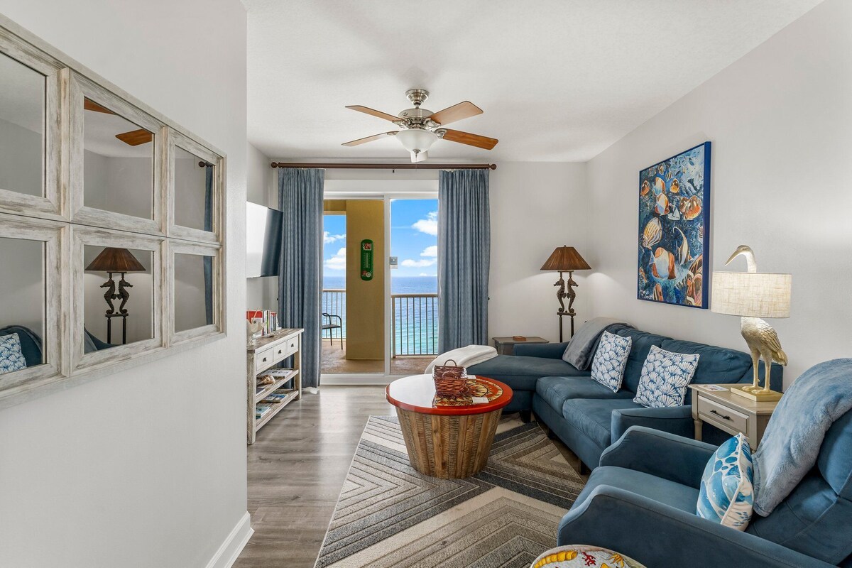 NEW KID ON THE BLOCK!! VIEWS ALL AROUND! GULF FRONT 3/2 SLEEPS 8! BOOK NOW! PET FRIENDLY!!
