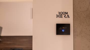 Room Hera | Couette en duvet d'oie, bureau, Wi-Fi gratuit