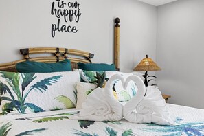 2 bedrooms, iron/ironing board, free WiFi, bed sheets