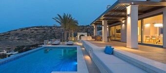 Artisan's House - Five Bedroom Villa, Sleeps 10