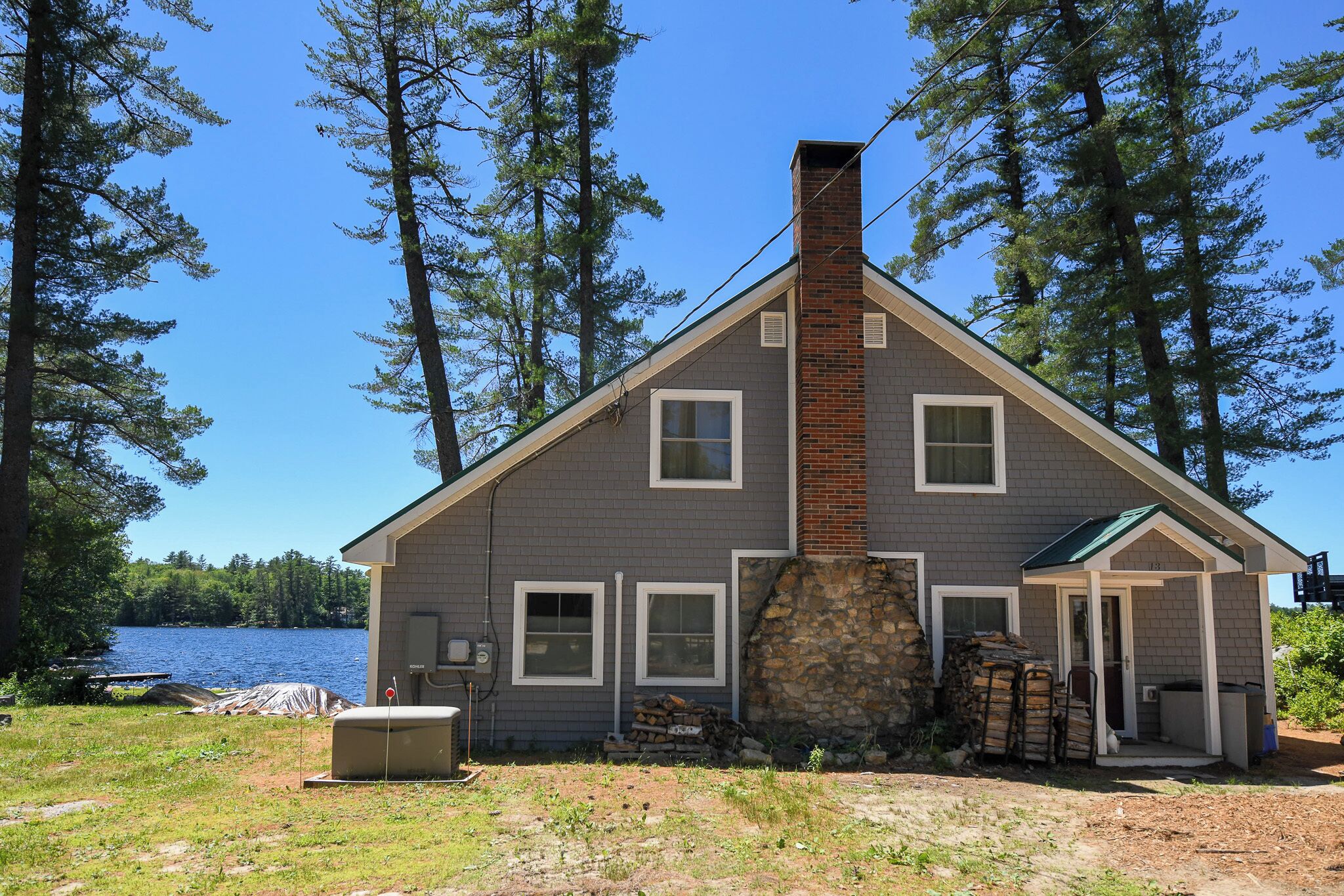 Spacious 6 bedroom home just 25' from the edge of Highland Lake!