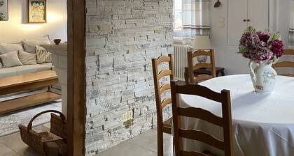 Family home in the heart of the Eure valley - 10 people - 5 bedrooms