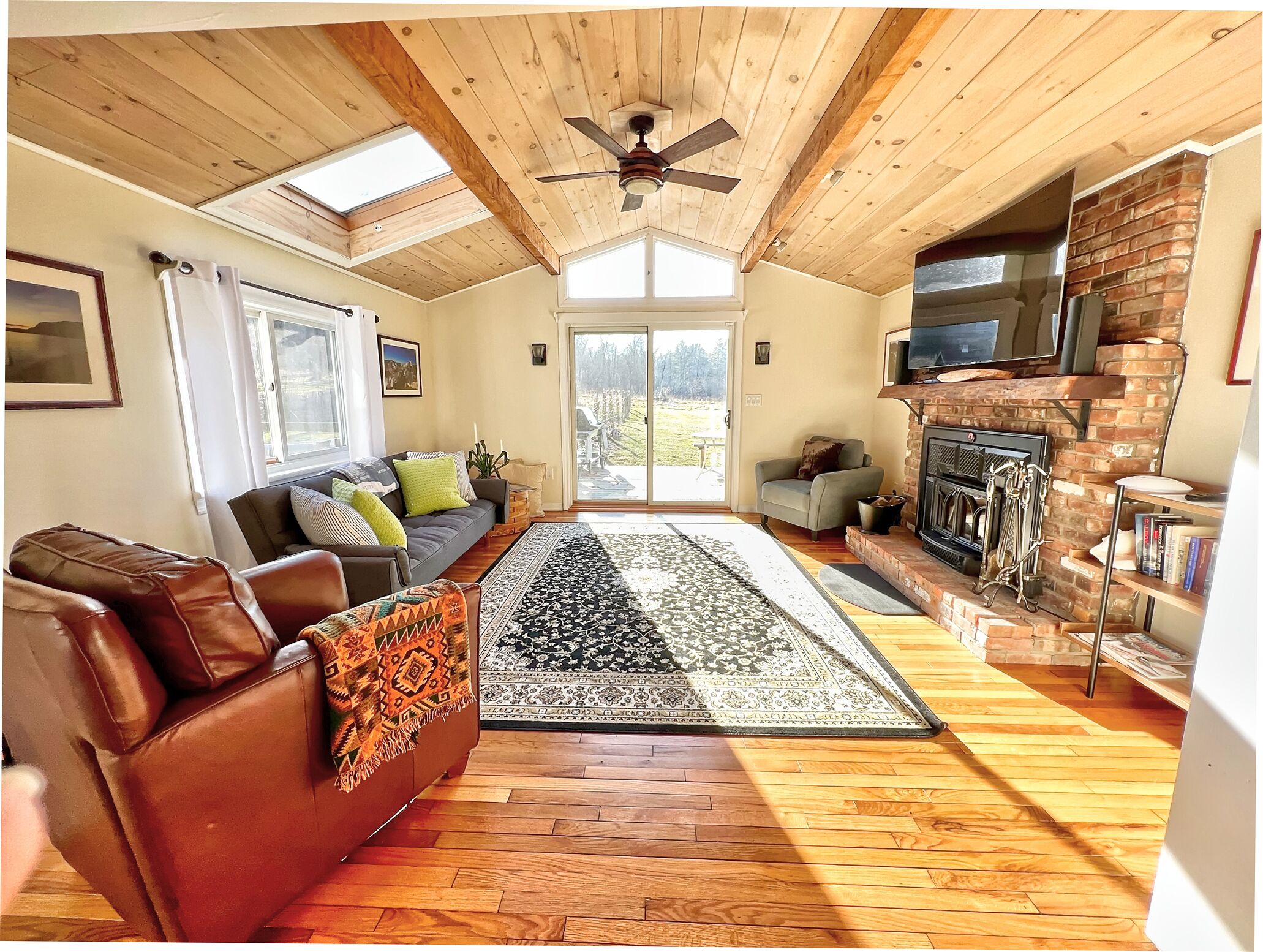 8,000 acres out the backdoor! Trails, Pool, Peace, Dark skies & Convenience!