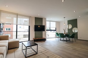 Apartment, 2 Bedrooms (301) | Living area - Caster by Wynwood House (Lima)