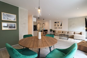 Apartment, 2 Bedrooms (301) | Living area - Caster by Wynwood House (Lima)