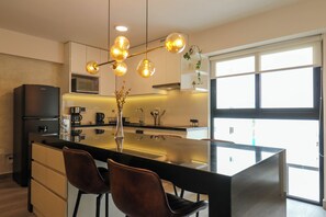 Apartment, 2 Bedrooms (503) | Private kitchen - Caster by Wynwood House (Lima)