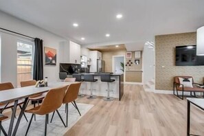 Dining - Old Town Keller 5bed 3 bath home (Keller)
