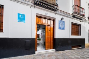 Exterior detail - Apartamento Barrio Santa Cruz centro histórico (Sevilla)