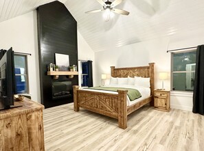 6 soverom, strykejern/-brett, wi-fi (inkludert) og sengetøy