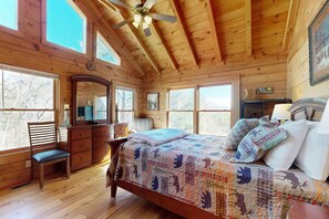 2 habitaciones, escritorio, tabla de planchar con plancha y internet 