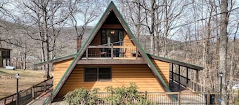 A-Frame Of Mind - Firepit - Sunroom -Washer/Dryer