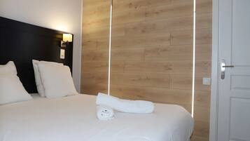 Leilighet – superior, terrasse | 1 soverom, strykejern/-brett og wi-fi (inkludert)