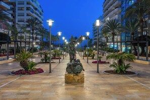 Imagen sin descripción, 2 de 44, botón