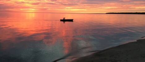 Am Strand, Liegestühle, Strandtücher