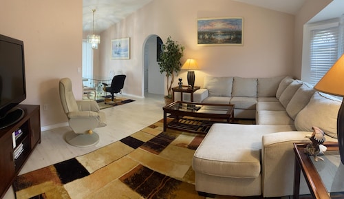 Casa Del Mar, 2 Dogs OK, heated pool, sleeps 6