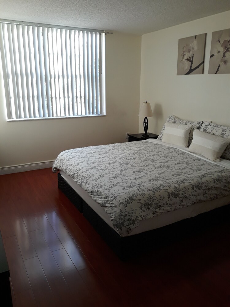 THE YACHT CLUB AT AVENTURA 9606 Aventura Vrbo